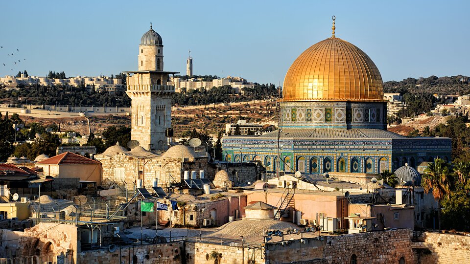 /images/r/dome-of-the-rock-on-the-temple-mount-israel/c960x540g0-167-3920-2373/dome-of-the-rock-on-the-temple-mount-israel.jpg